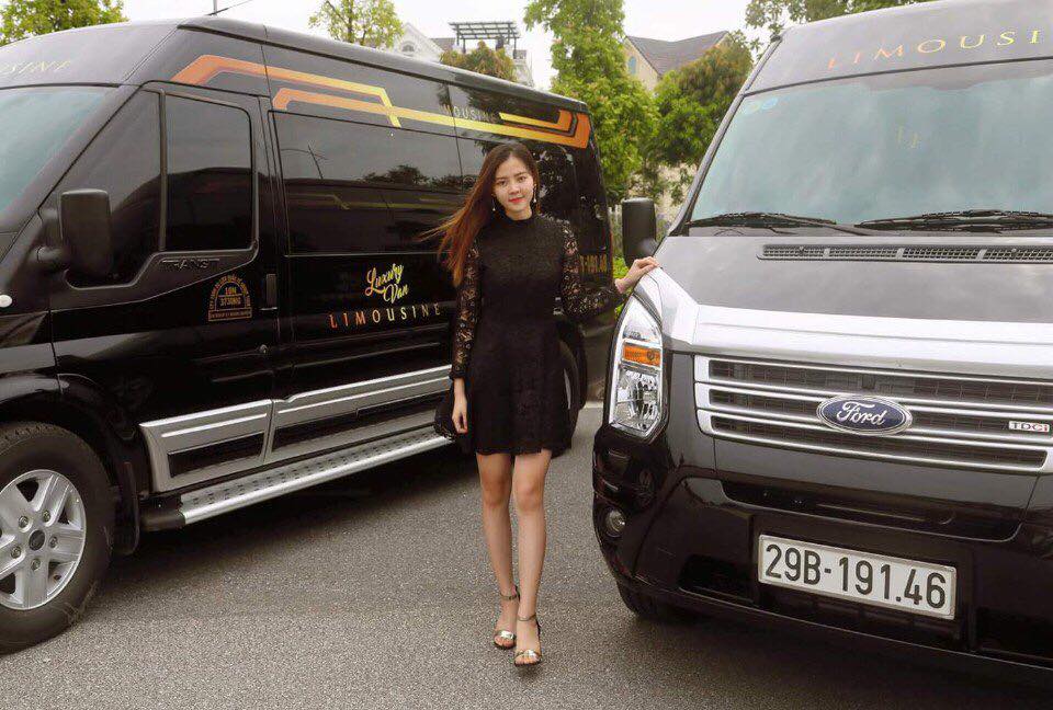 Luxury Van Limousine